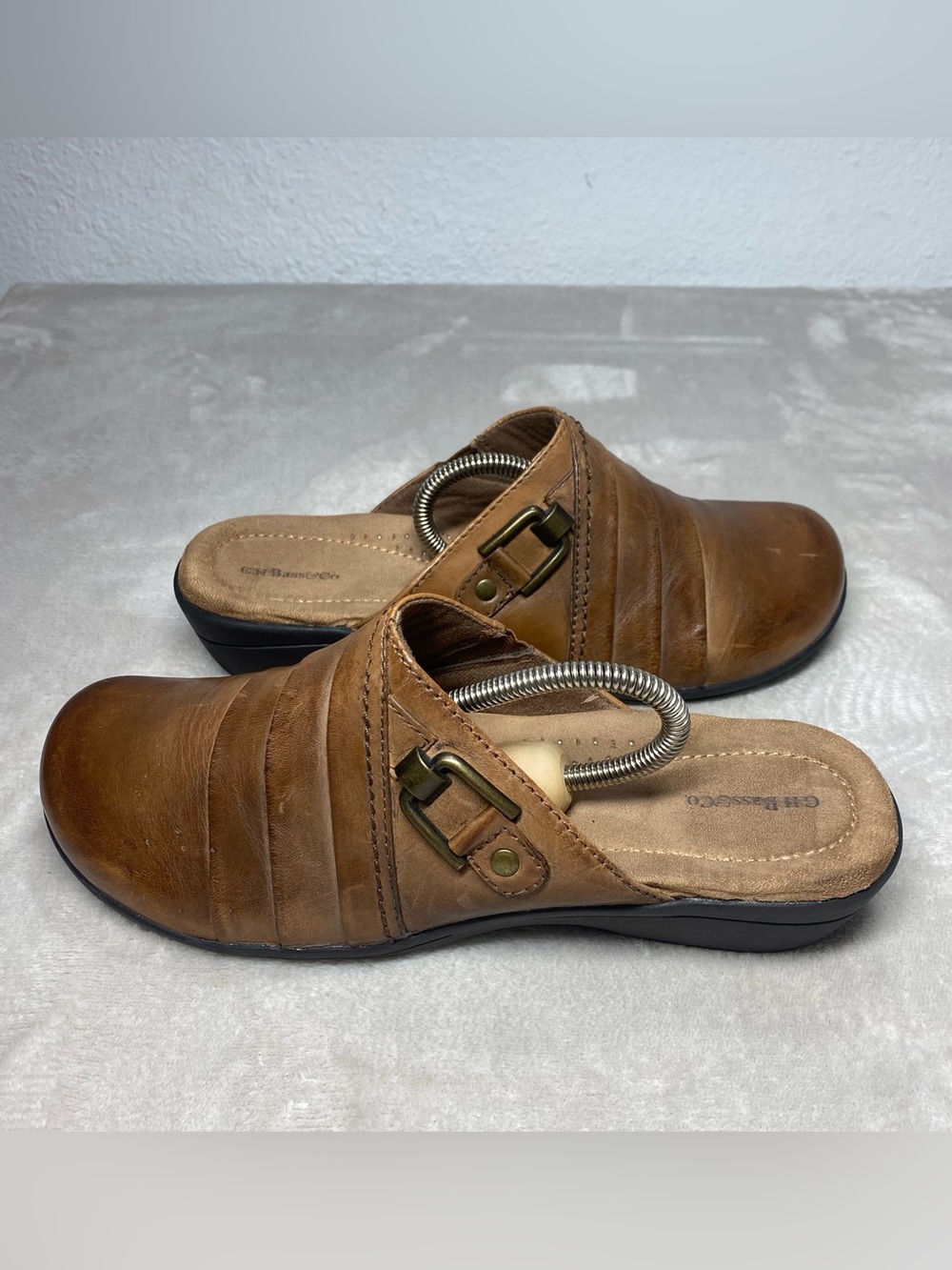 G.H. Bass & Co. Edith Leather Mules Woman's size 9 1/2